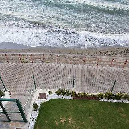 Casa Tiki Apartament